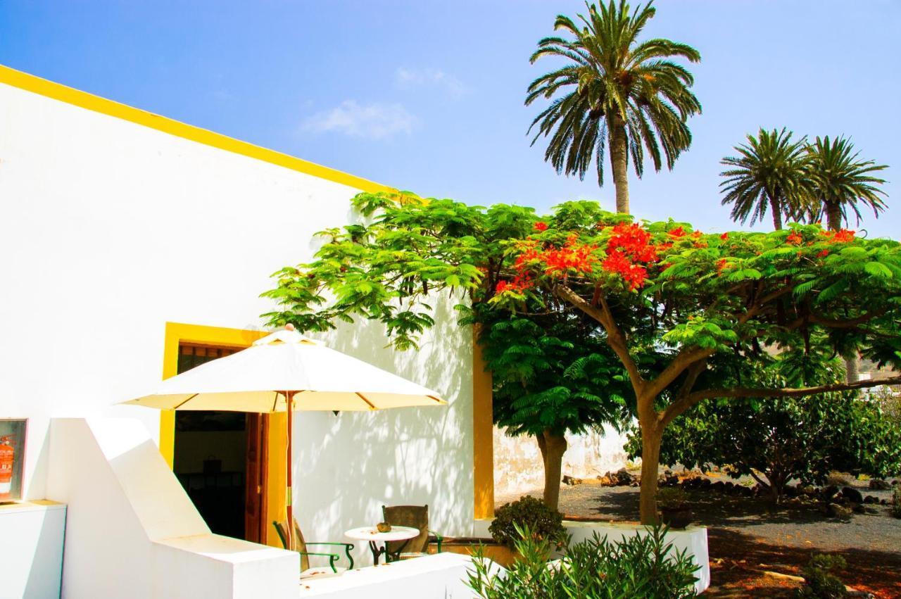 Casa Rural Villa Lola Y Juan Haria Bagian luar foto