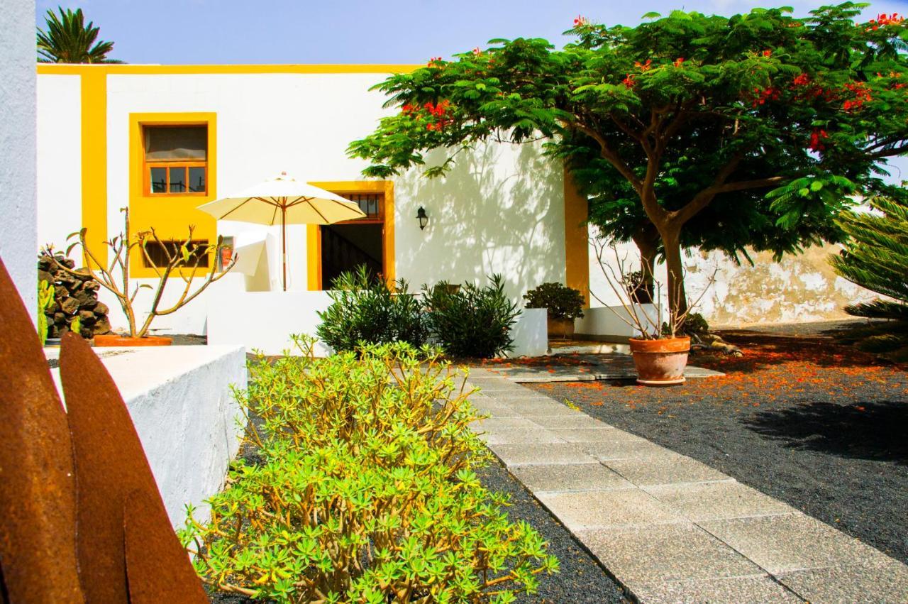 Casa Rural Villa Lola Y Juan Haria Bagian luar foto