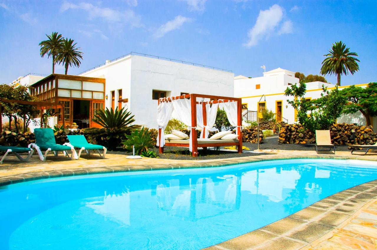 Casa Rural Villa Lola Y Juan Haria Bagian luar foto