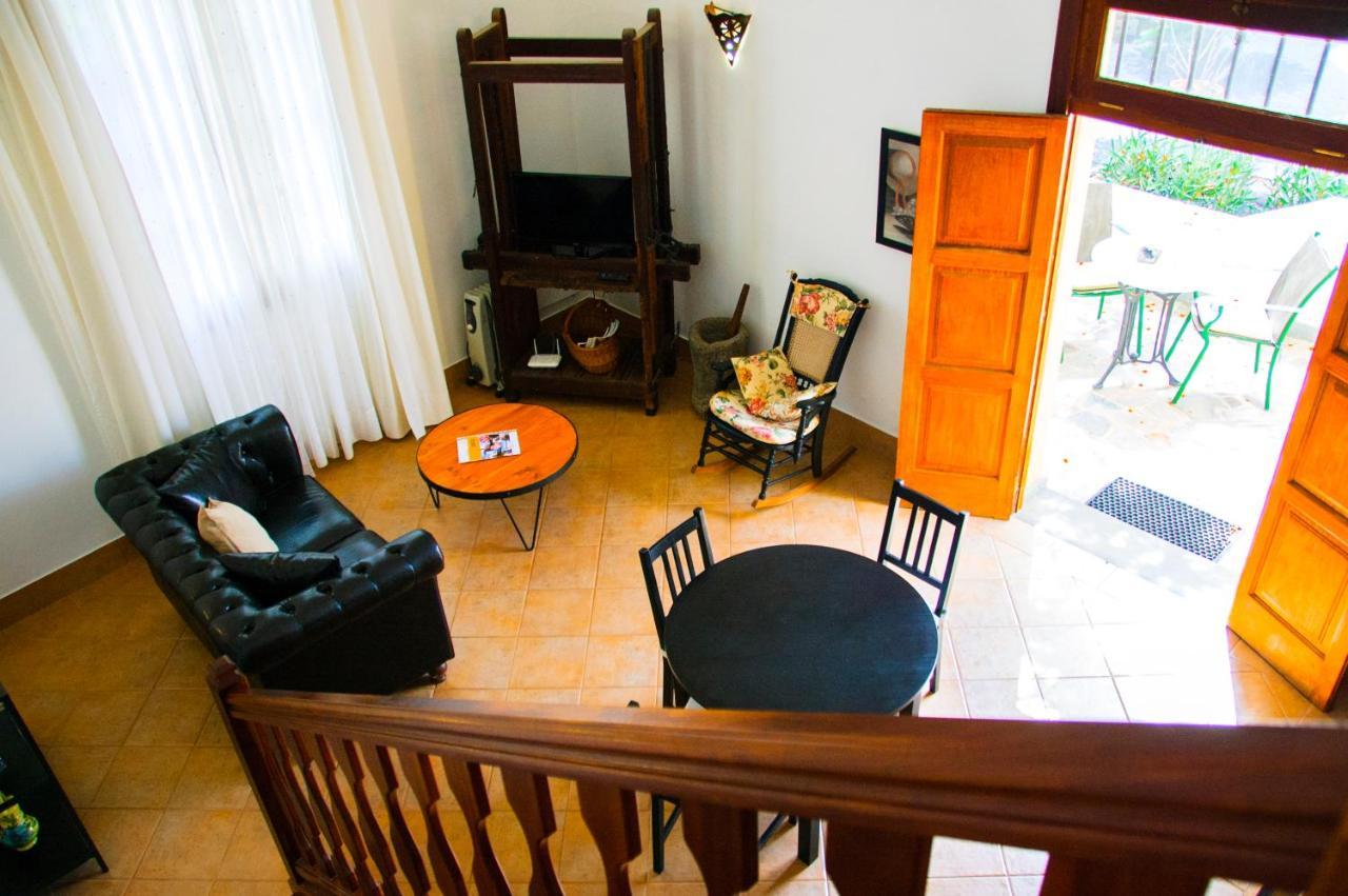 Casa Rural Villa Lola Y Juan Haria Bagian luar foto